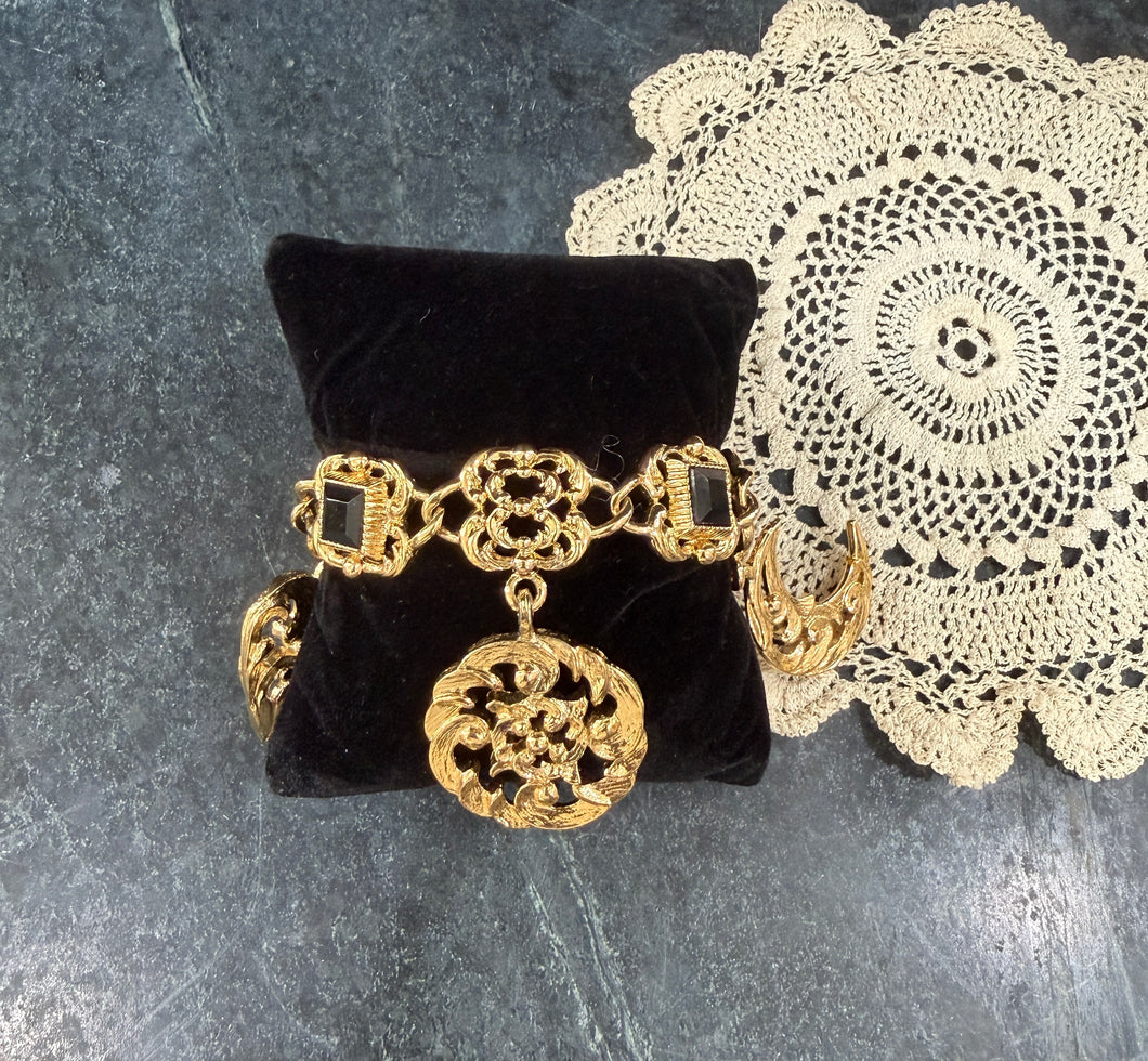 Vintage Trifari Charm Bracelet