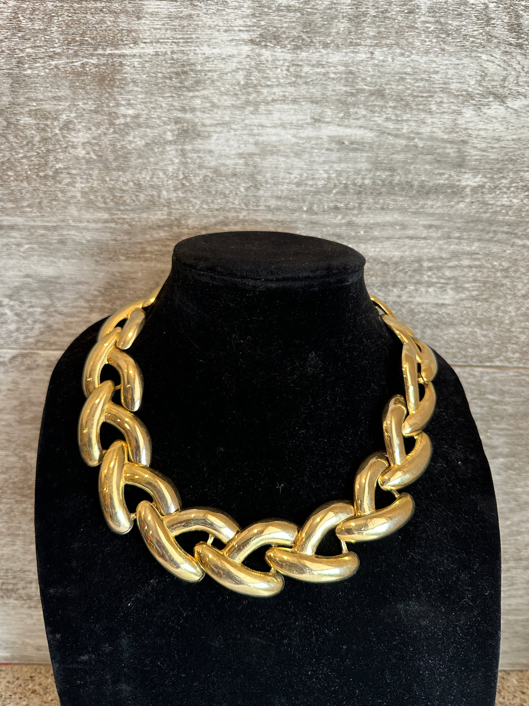 Vintage Gold Chunky Necklace