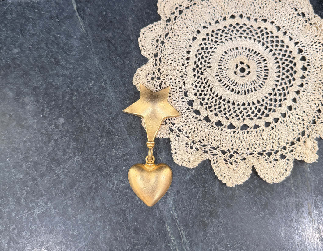 Matte Gold Star Heart Brooch